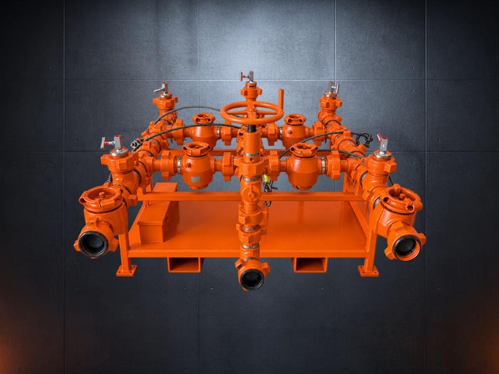 Eight-valve circulating manifold