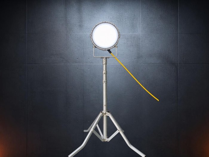 Portable light stand
